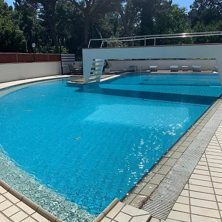 Hotel G&d Deanna Pool&brunch