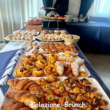 G&d Deanna Pool&brunch 4*