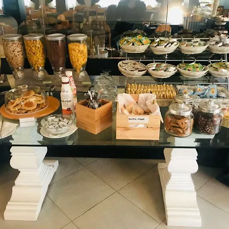 G&d Deanna Pool&brunch 4*