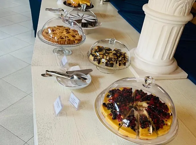 G&d Deanna Pool&brunch ميلانو ماريتيما