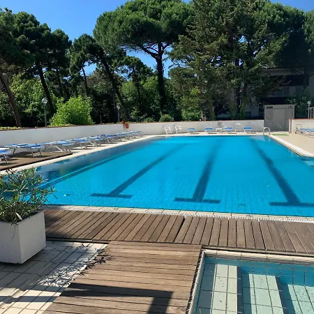 G&d Deanna Pool&brunch 4*