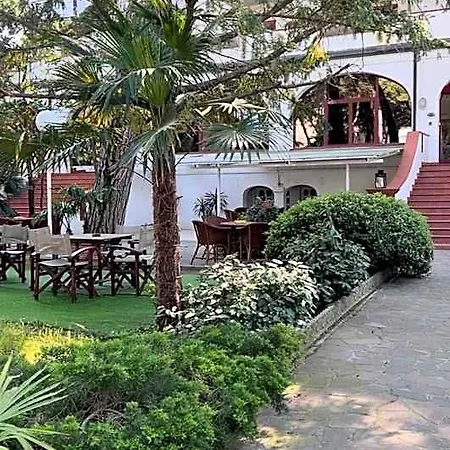 G&d Deanna Pool&brunch Hotel