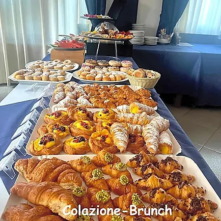Hotel G&d Deanna Pool&brunch Milano Marittima