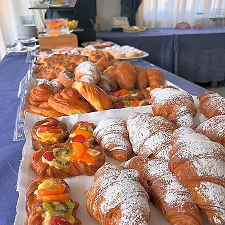 G&d Deanna Pool&brunch Milano Marittima