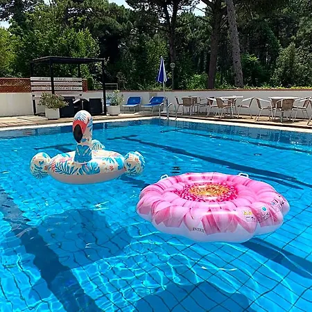 Hotel G&d Deanna Pool&brunch 4*
